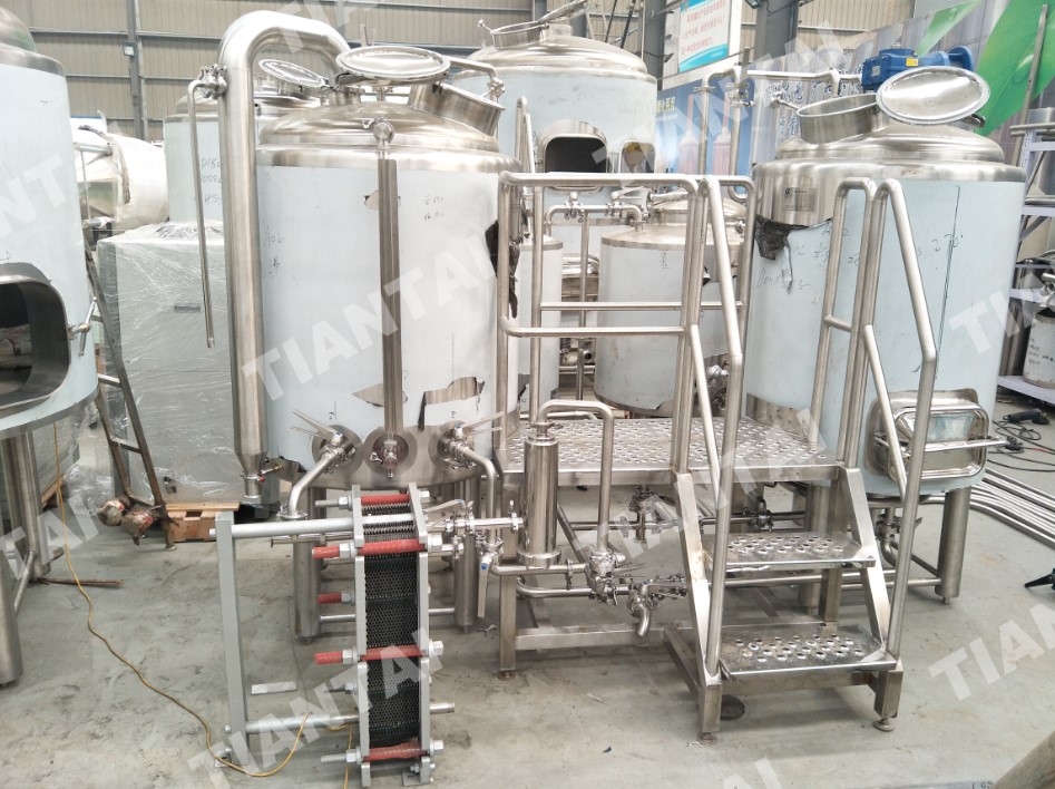 4 hl Beer brewing machine shipping to Canada